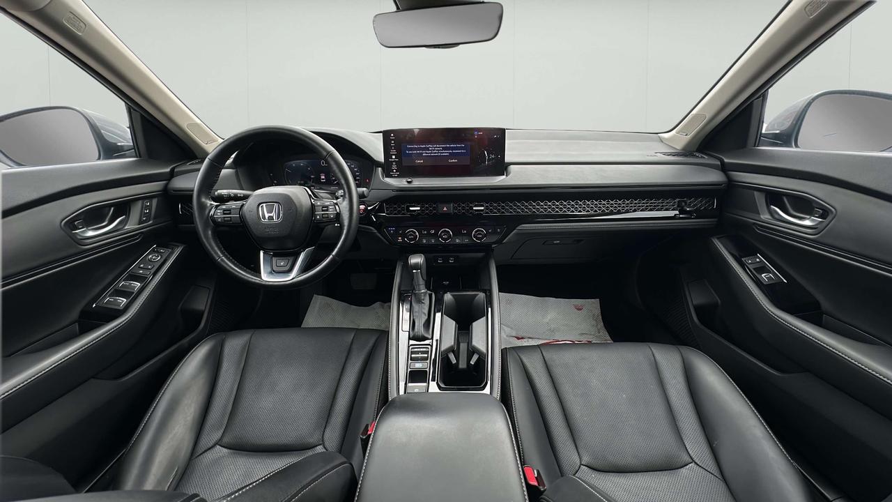 2025 Honda Accord Touring Photo