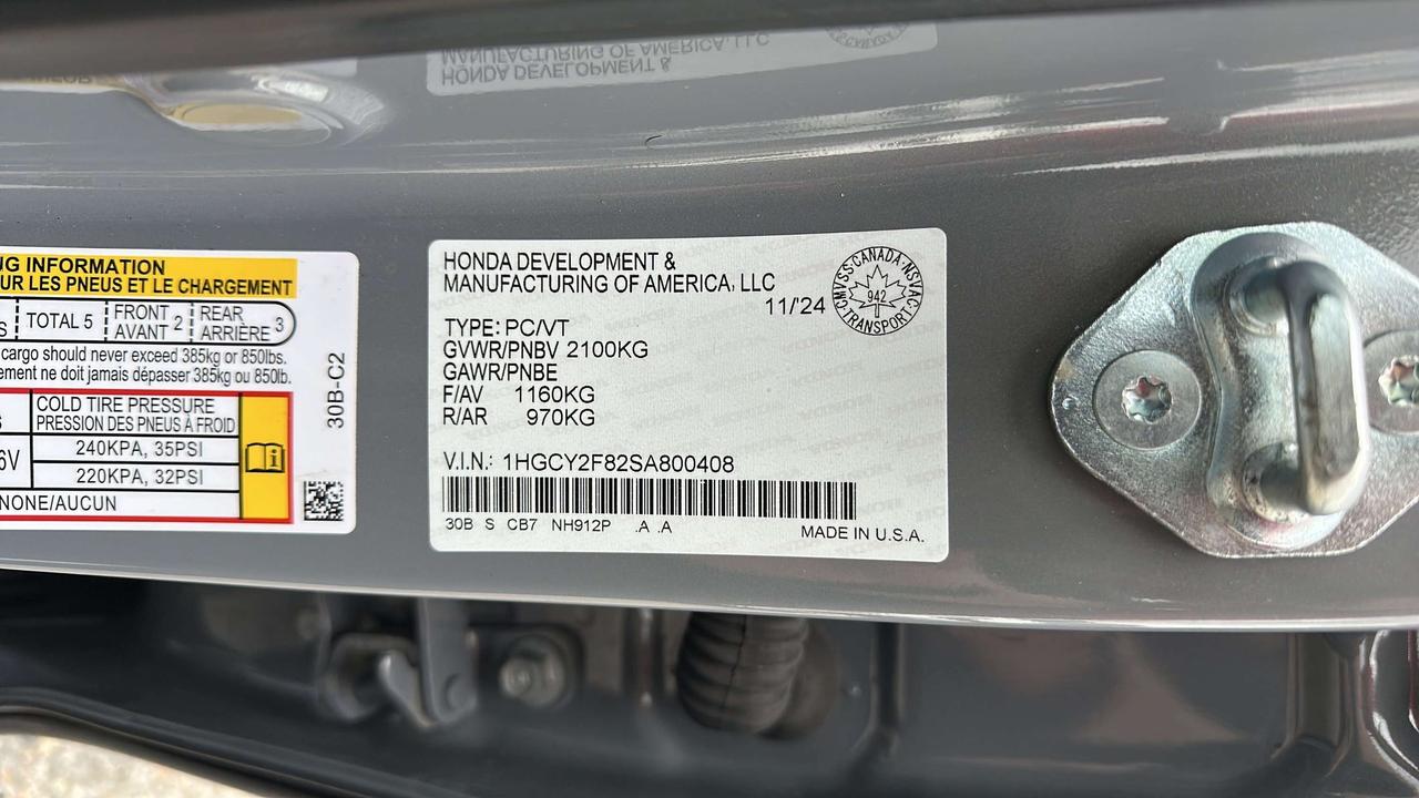2025 Honda Accord Touring Photo