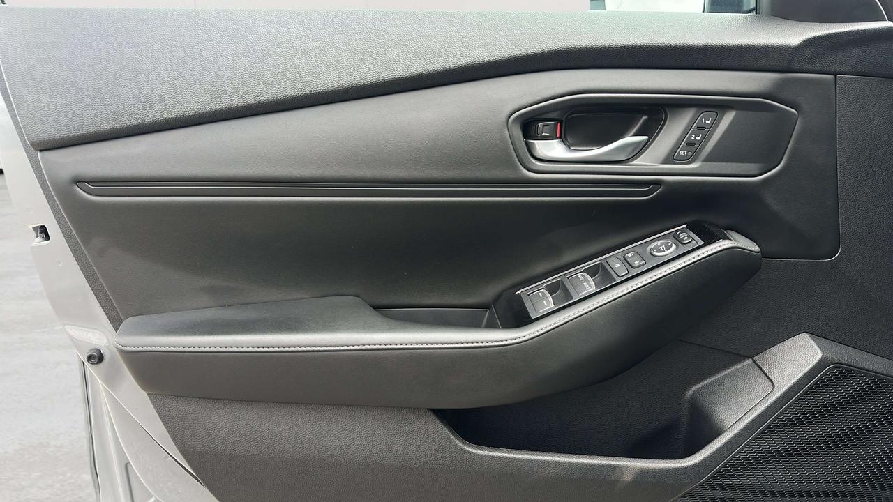 2025 Honda Accord Touring Photo