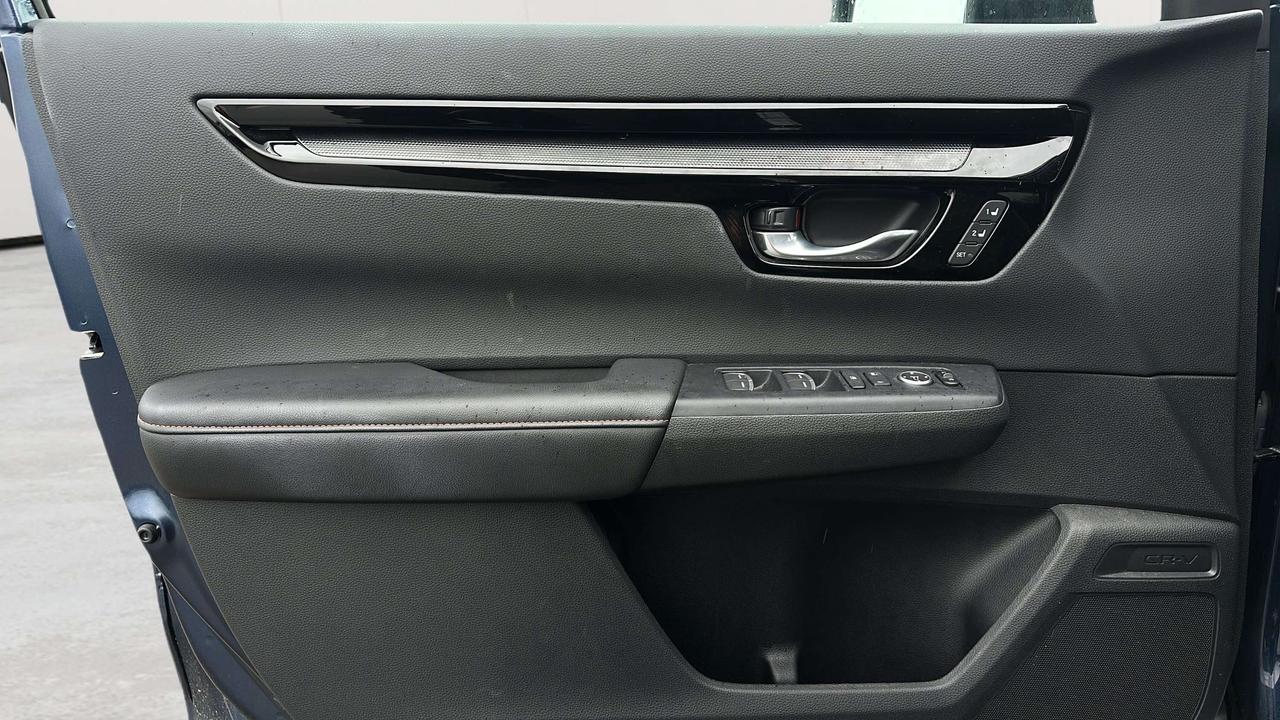 2026 Honda CR-V Touring Photo