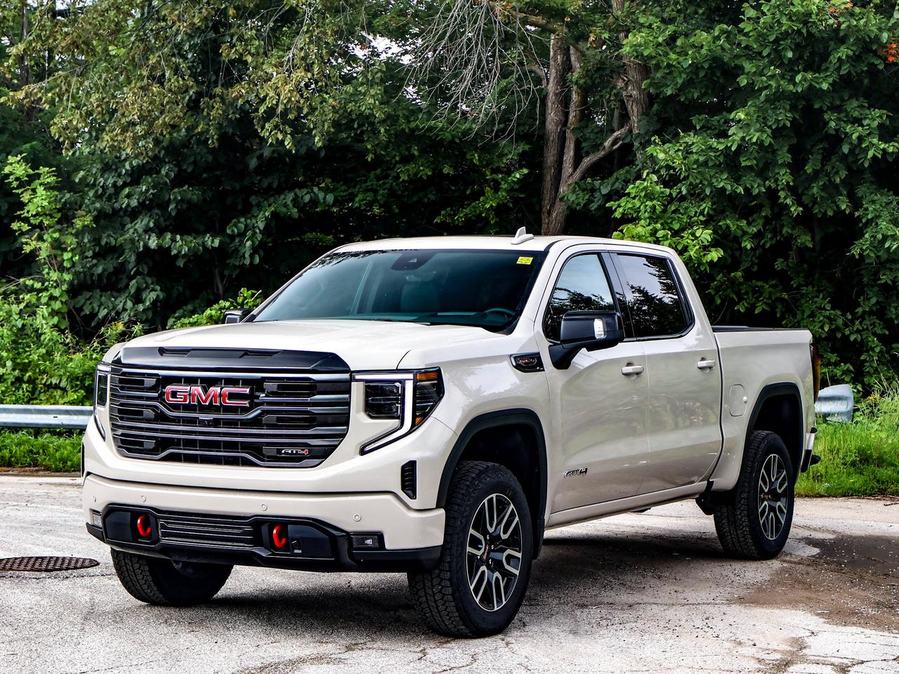 2026 GMC Sierra 1500 AT4 Photo