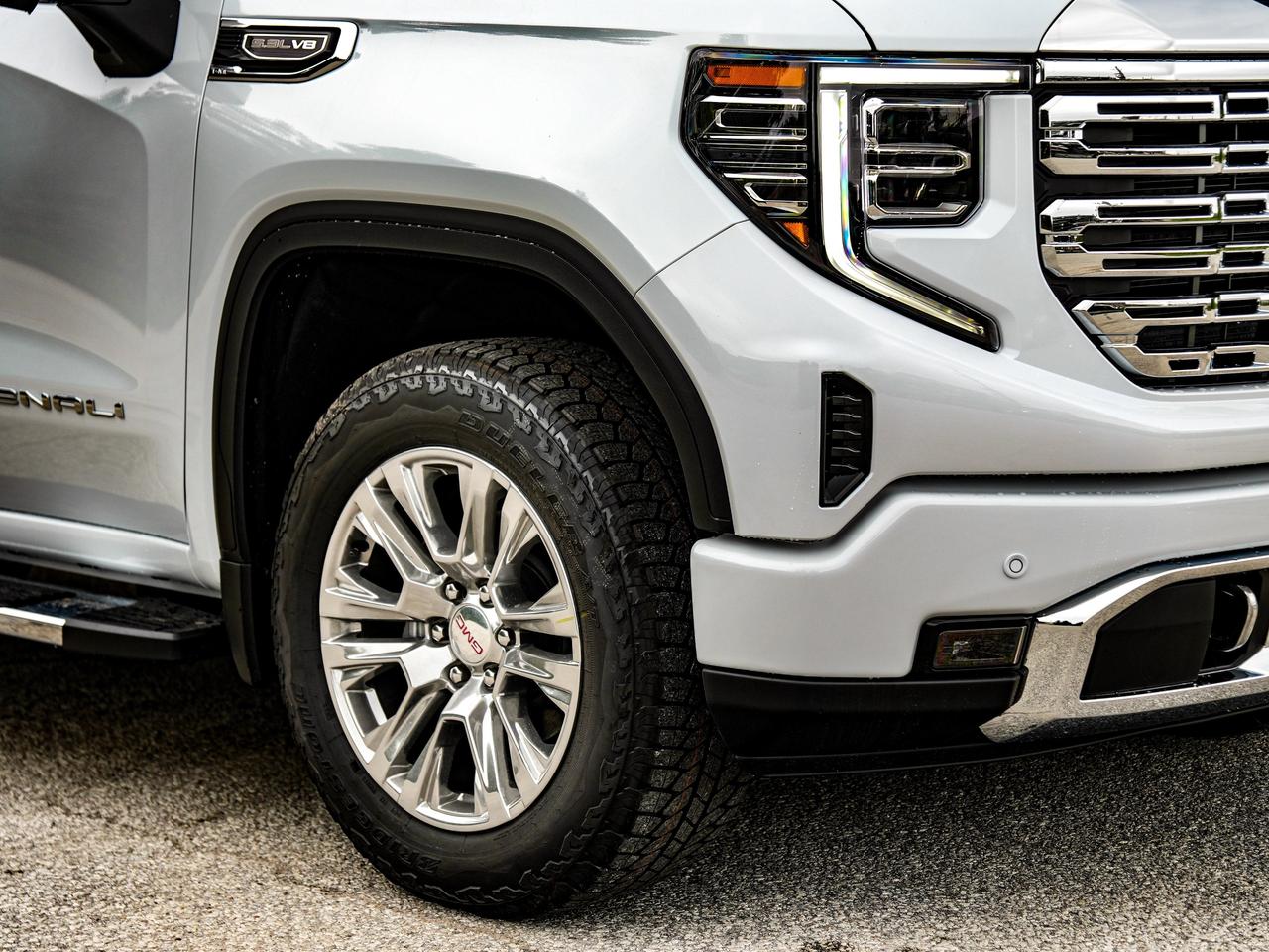2026 GMC Sierra 1500 Denali Photo3