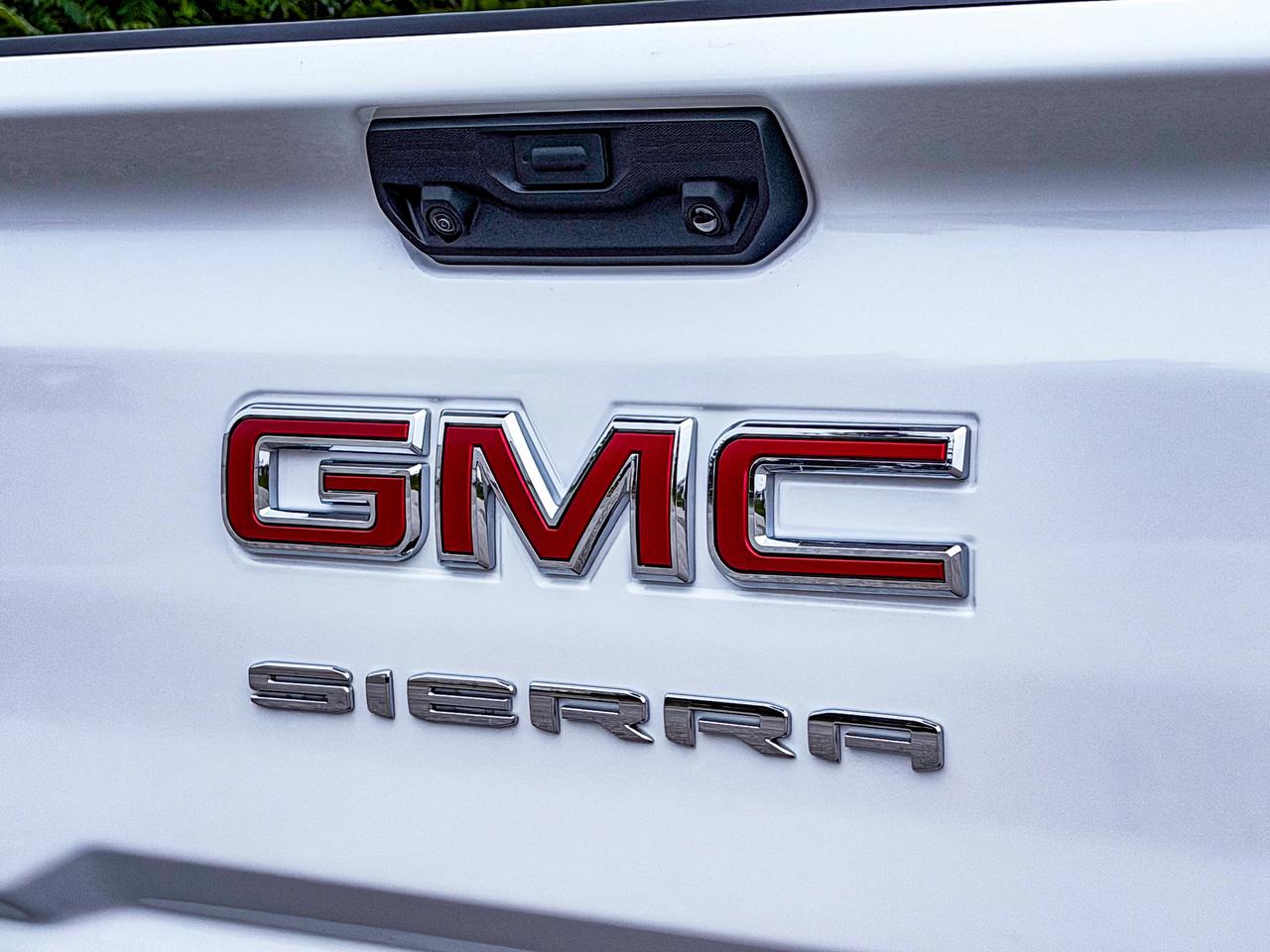 2026 GMC SIERRA 2500HD SLE Photo