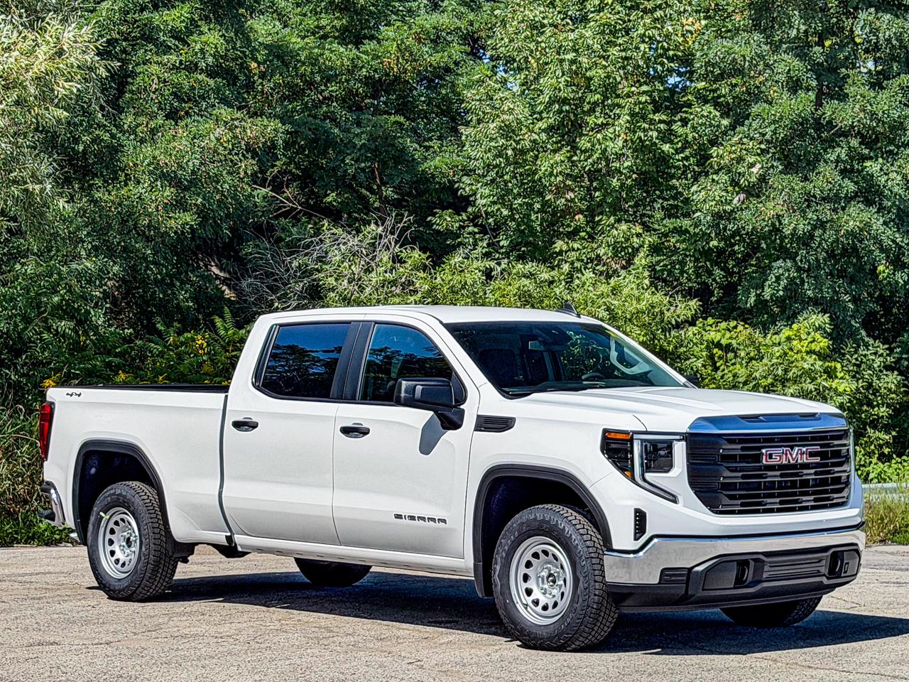 2026 GMC Sierra 1500 PRO Photo2