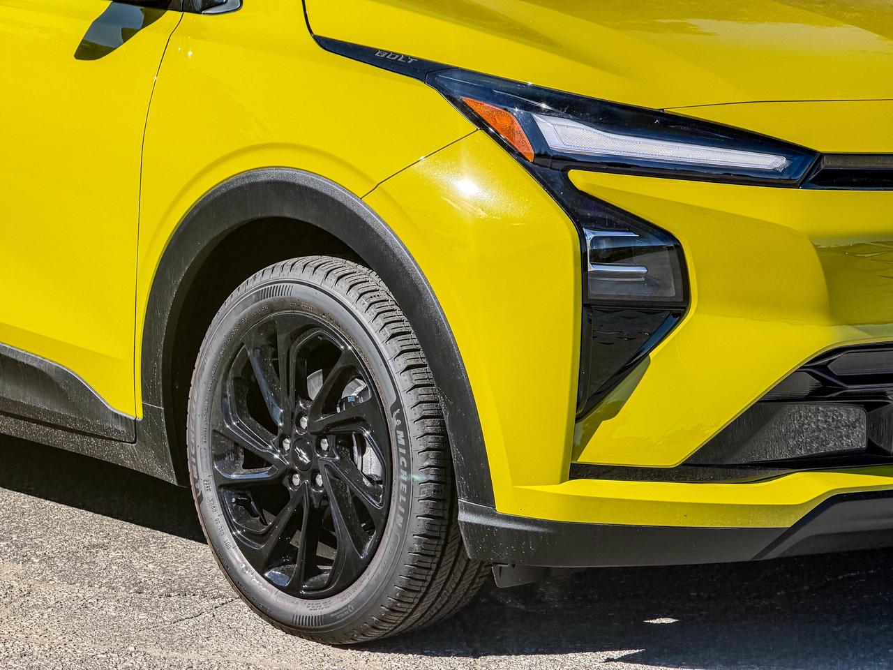 2027 Chevrolet Bolt RS Photo3