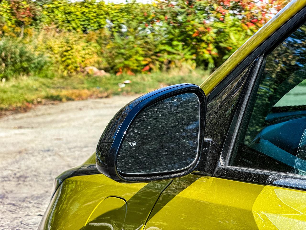 2027 Chevrolet Bolt RS Photo