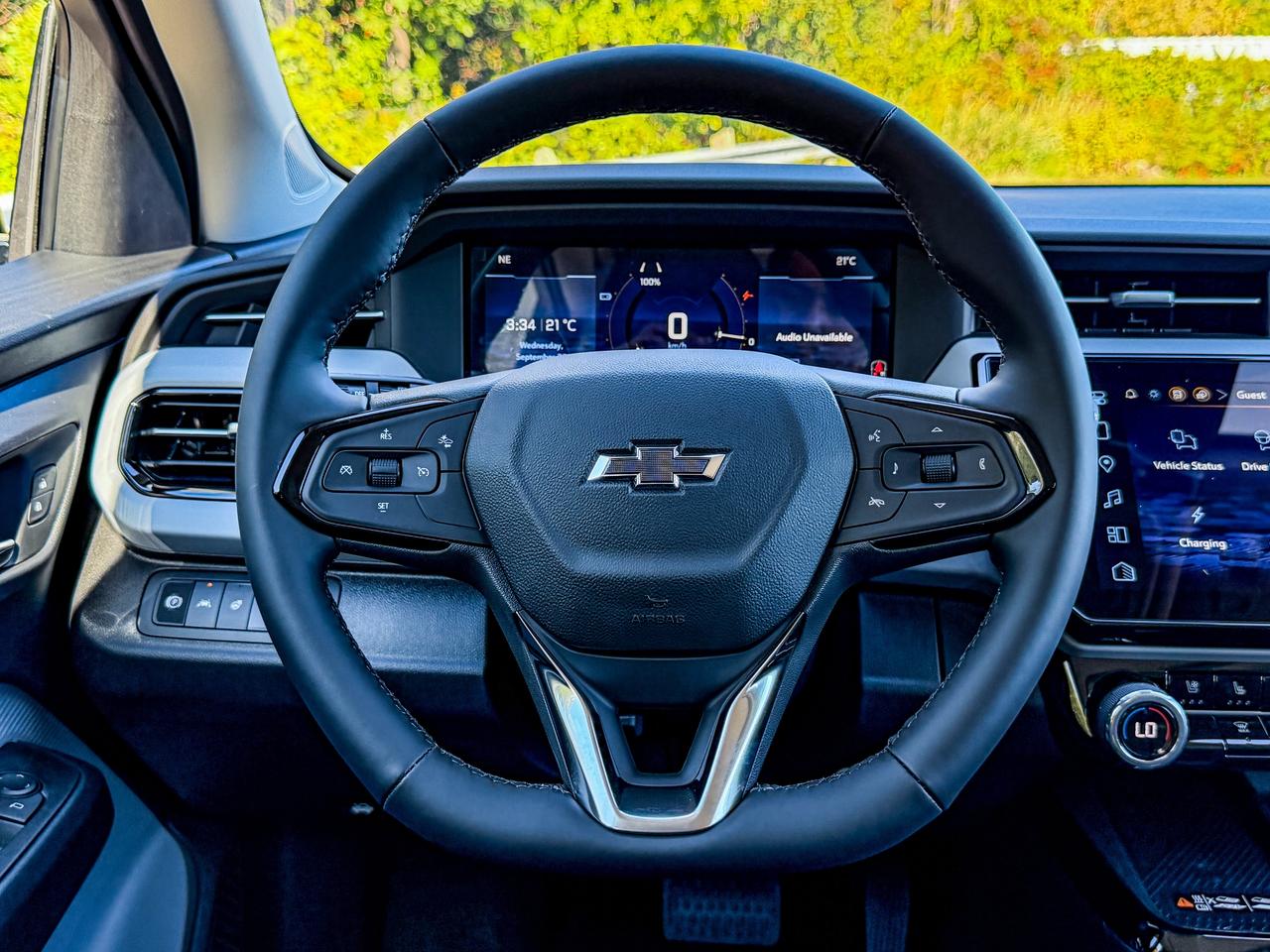 2027 Chevrolet Bolt RS Photo