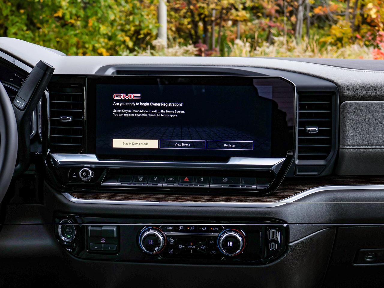 2026 GMC SIERRA 2500HD SLE Photo