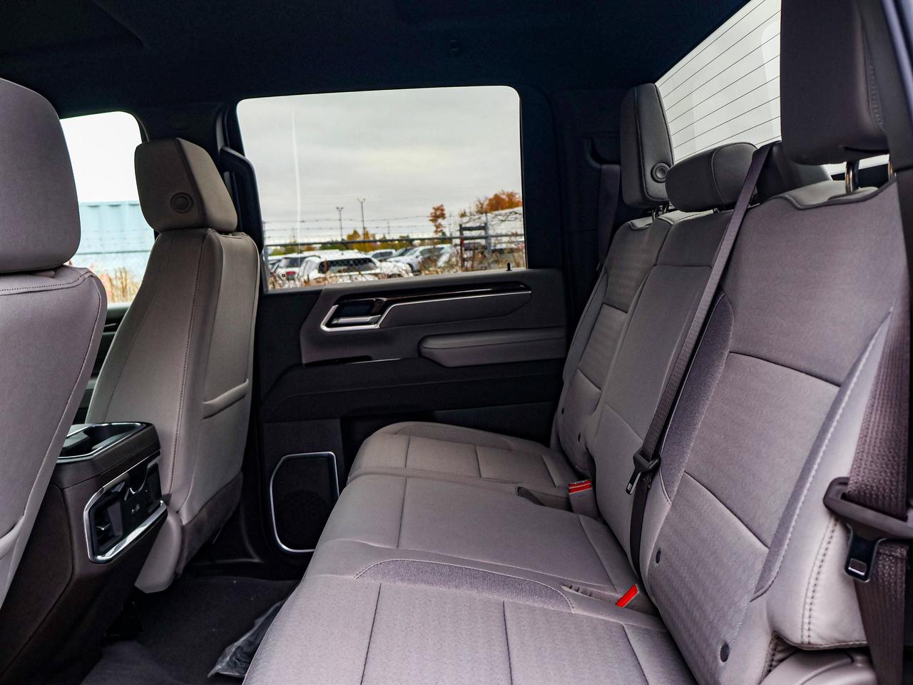 2026 GMC SIERRA 2500HD SLE Photo