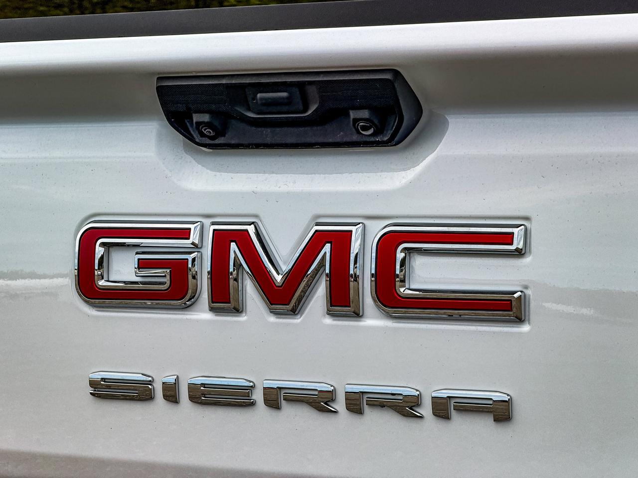 2026 GMC Sierra 1500 PRO Photo