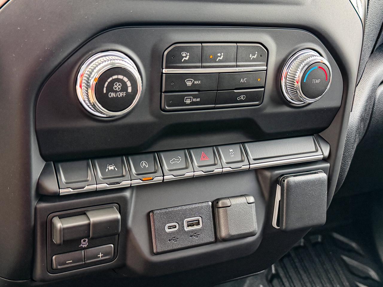 2026 GMC Sierra 1500 PRO Photo