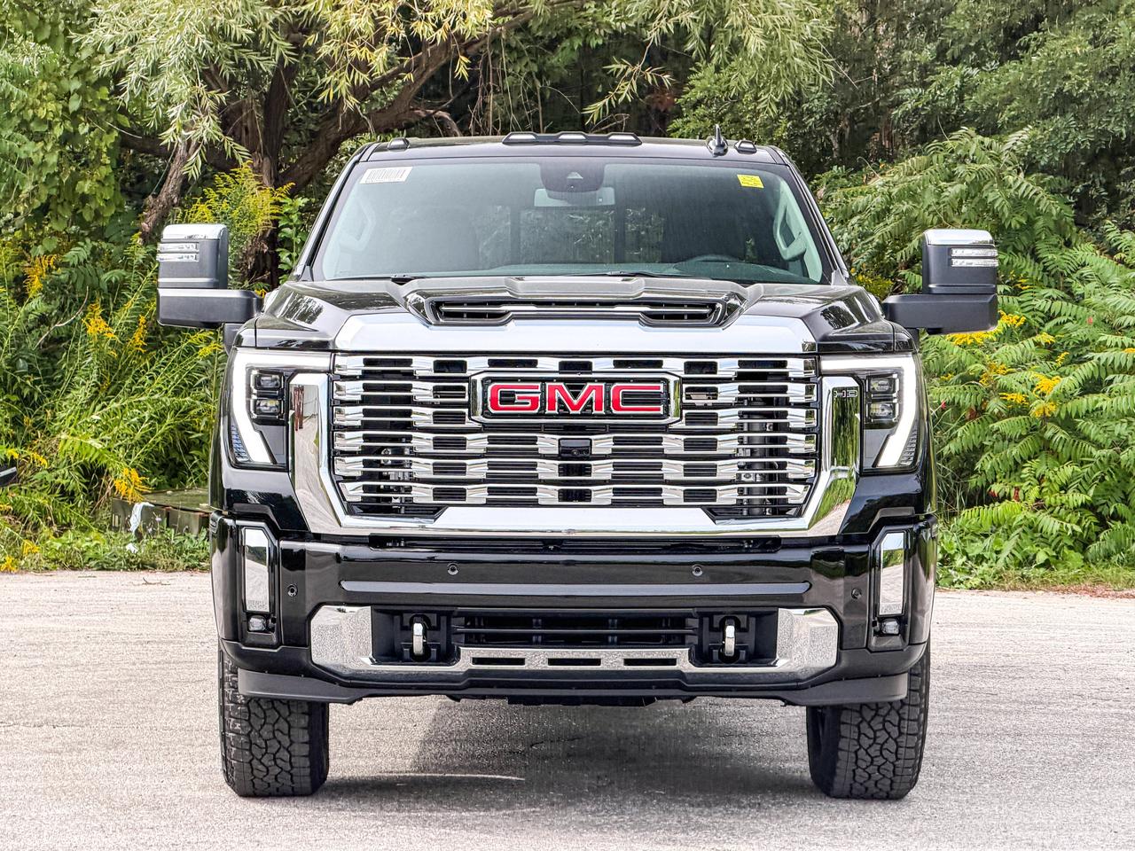 2026 GMC SIERRA 2500HD DENALI Photo