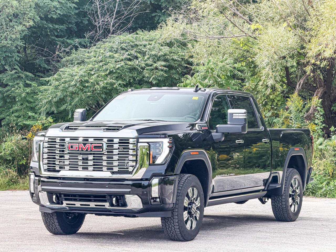 2026 GMC SIERRA 2500HD DENALI Photo