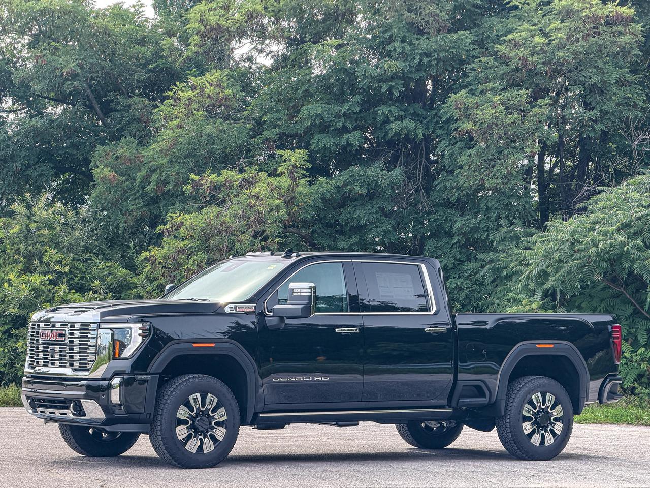 2026 GMC SIERRA 2500HD DENALI Photo