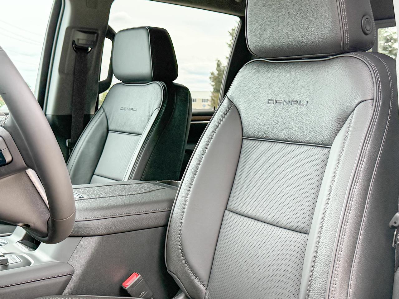 2026 GMC SIERRA 2500HD DENALI Photo