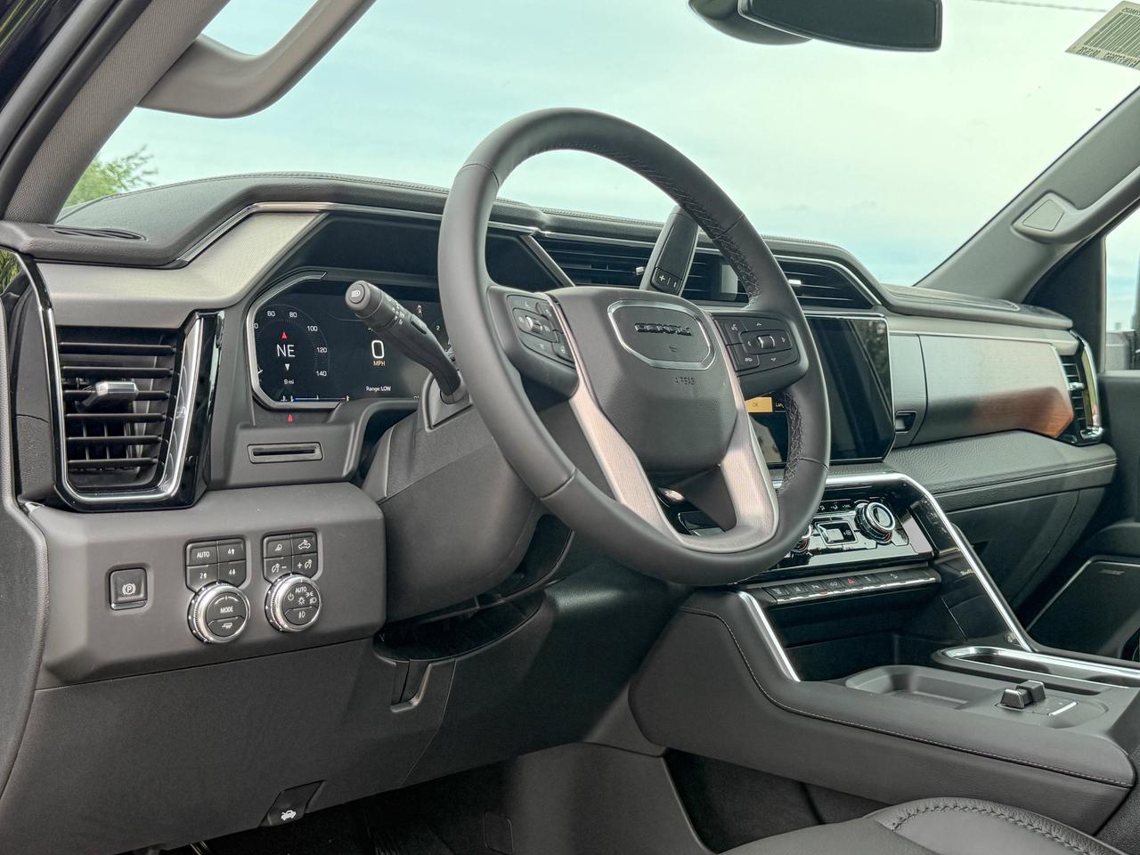 2026 GMC SIERRA 2500HD DENALI Photo