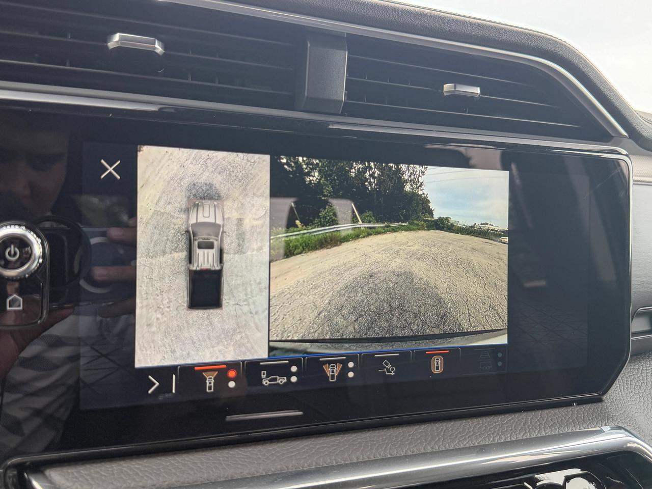 2026 GMC SIERRA 2500HD DENALI Photo