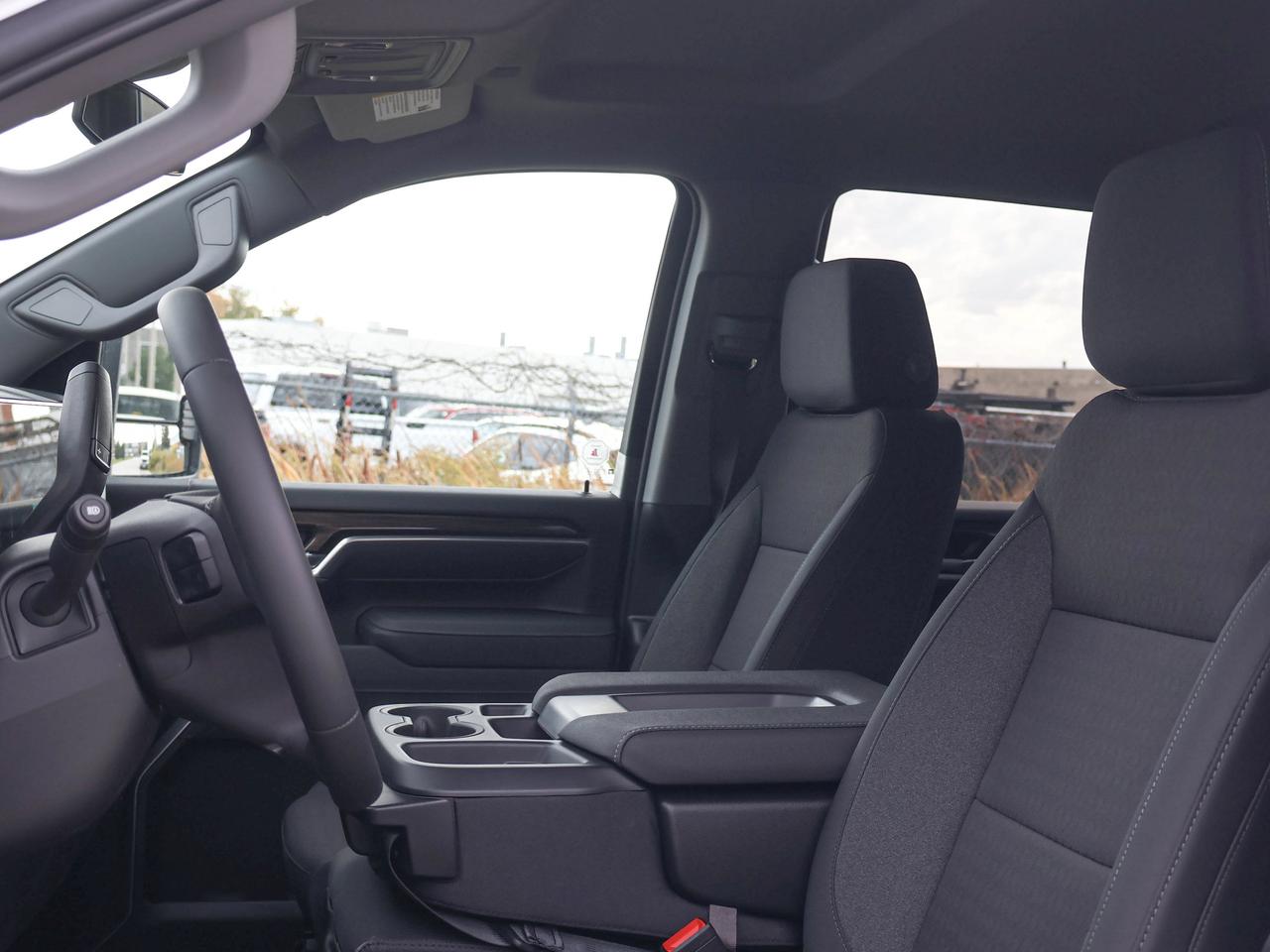 2026 Chevrolet Silverado 3500HD LT Photo