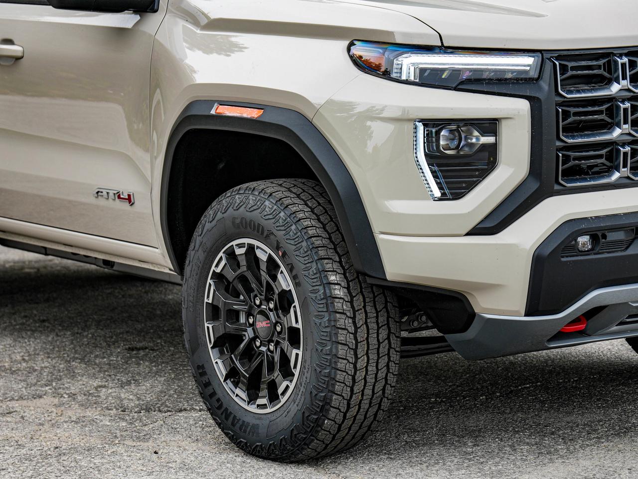 2026 GMC Canyon AT4 Photo