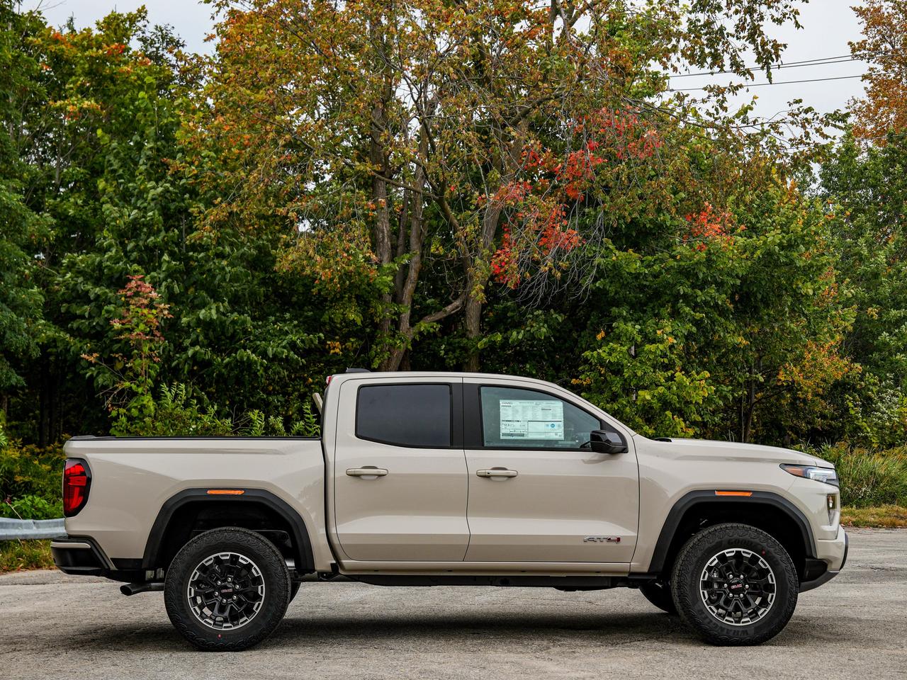 2026 GMC Canyon AT4 Photo