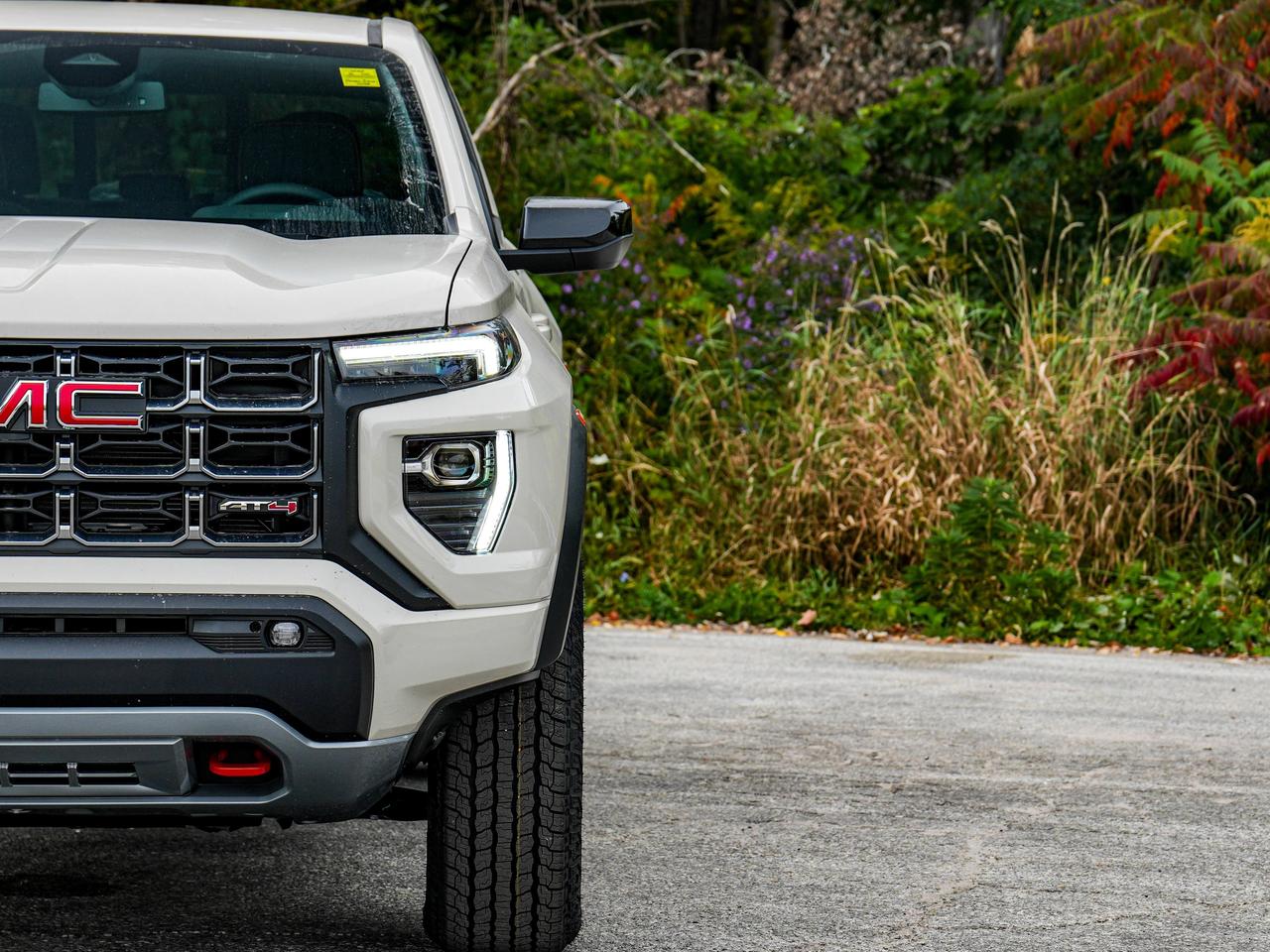 2026 GMC Canyon AT4 Photo
