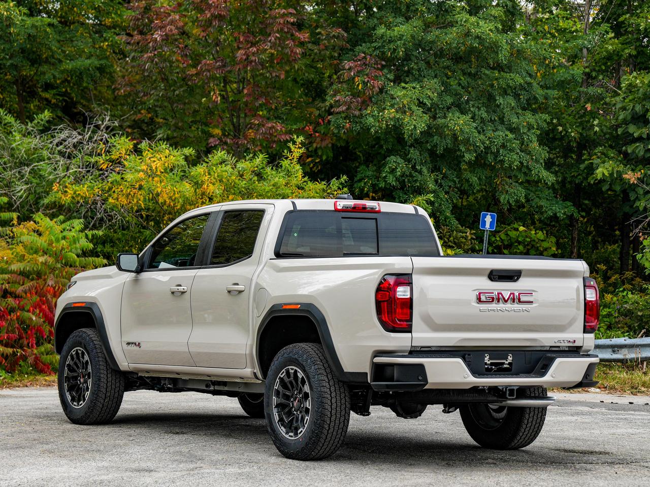 2026 GMC Canyon AT4 Photo