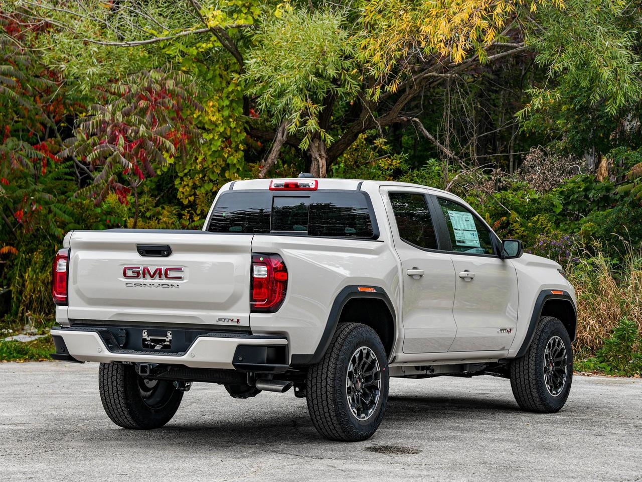 2026 GMC Canyon AT4 Photo