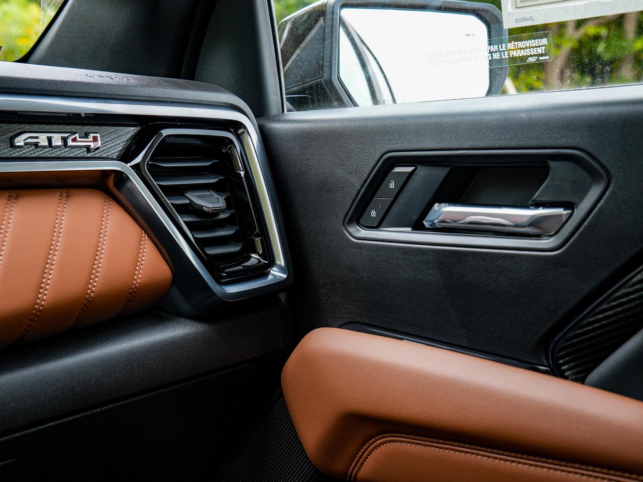 2026 GMC Canyon AT4 Photo