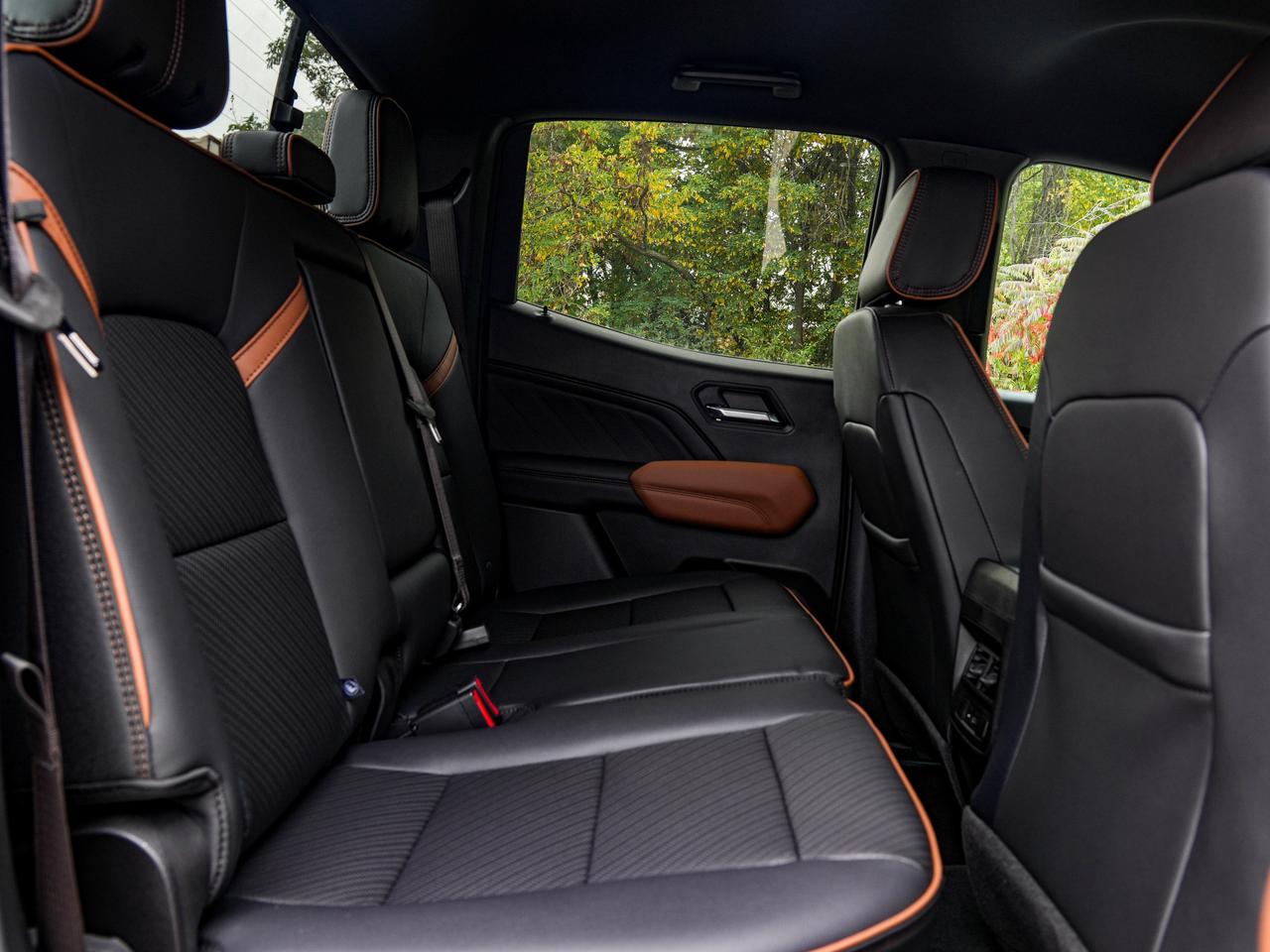2026 GMC Canyon AT4 Photo