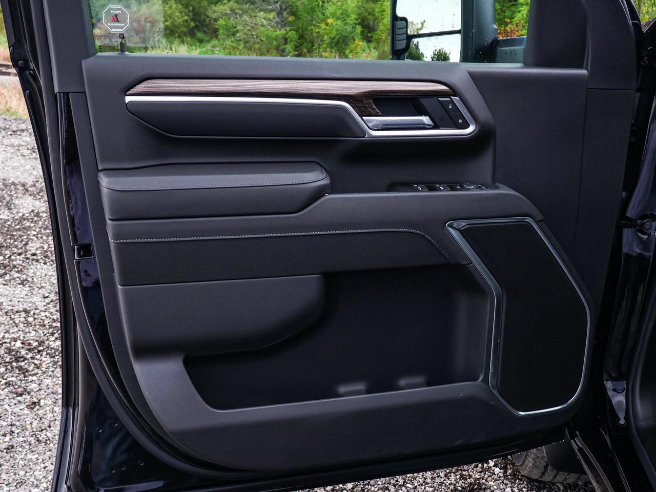2026 Chevrolet SILVERADO 2500HD LT Photo