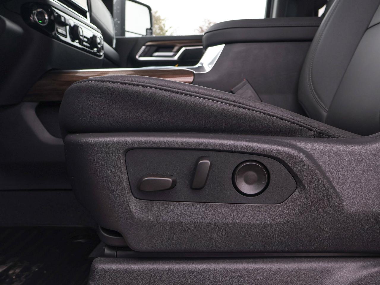 2026 Chevrolet SILVERADO 2500HD LT Photo
