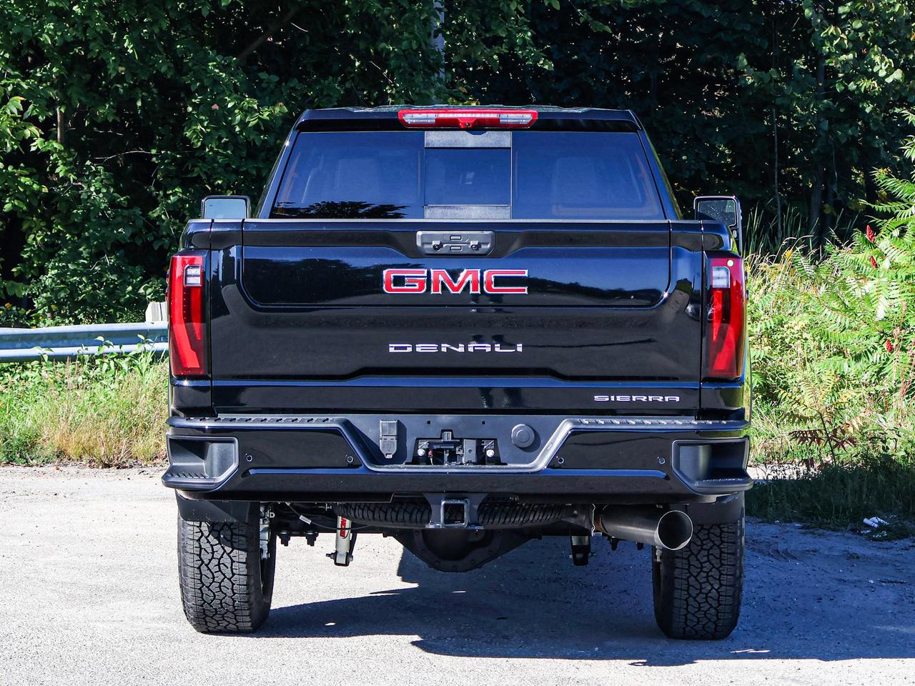 2026 GMC Sierra 3500HD Denali Photo