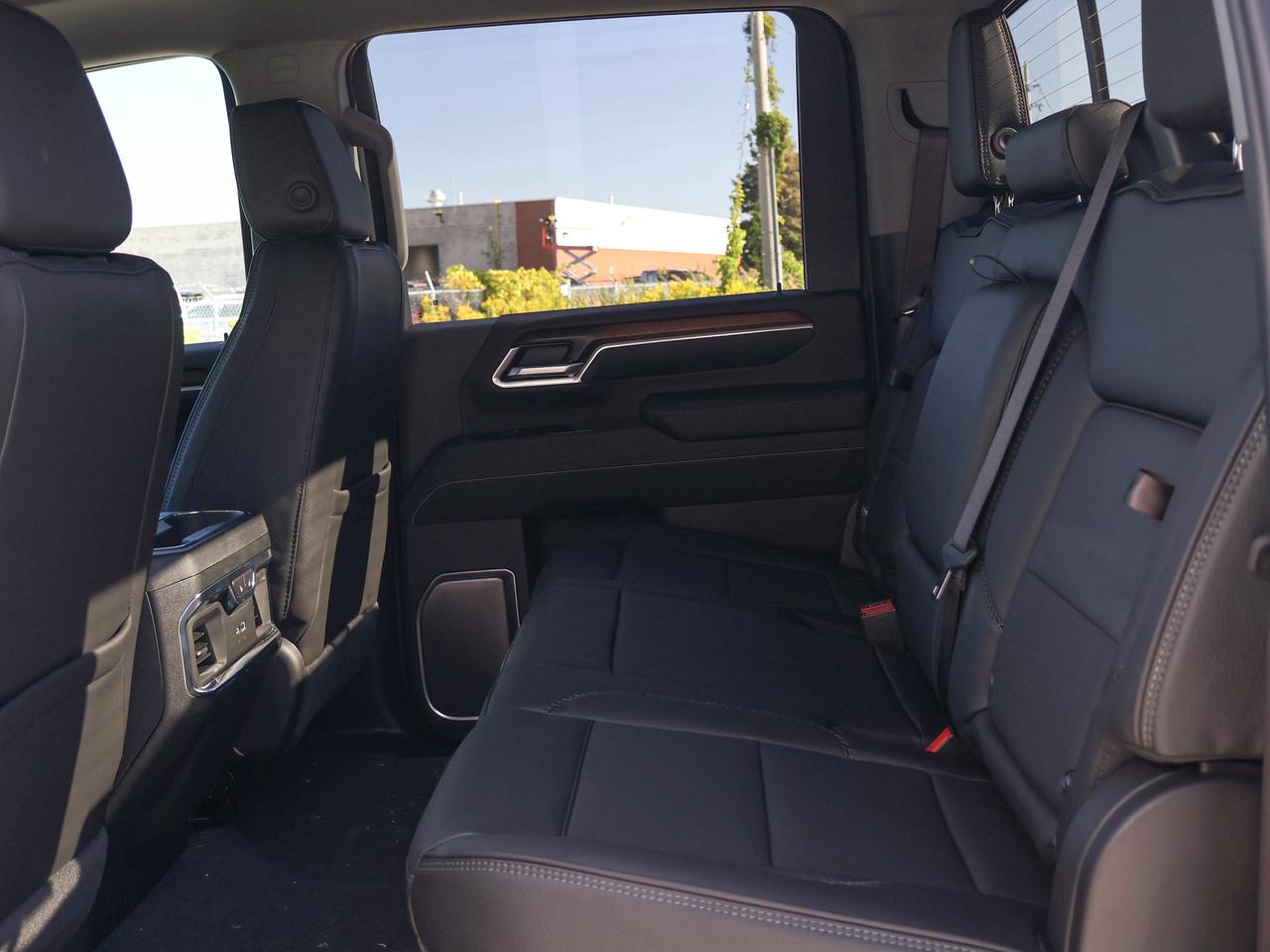 2026 GMC Sierra 3500HD Denali Photo