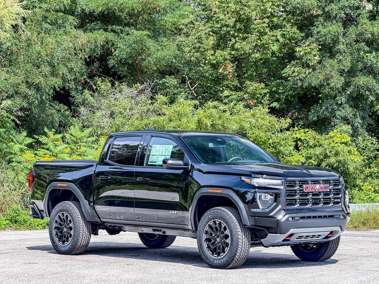 2026 GMC Canyon AT4 Photo