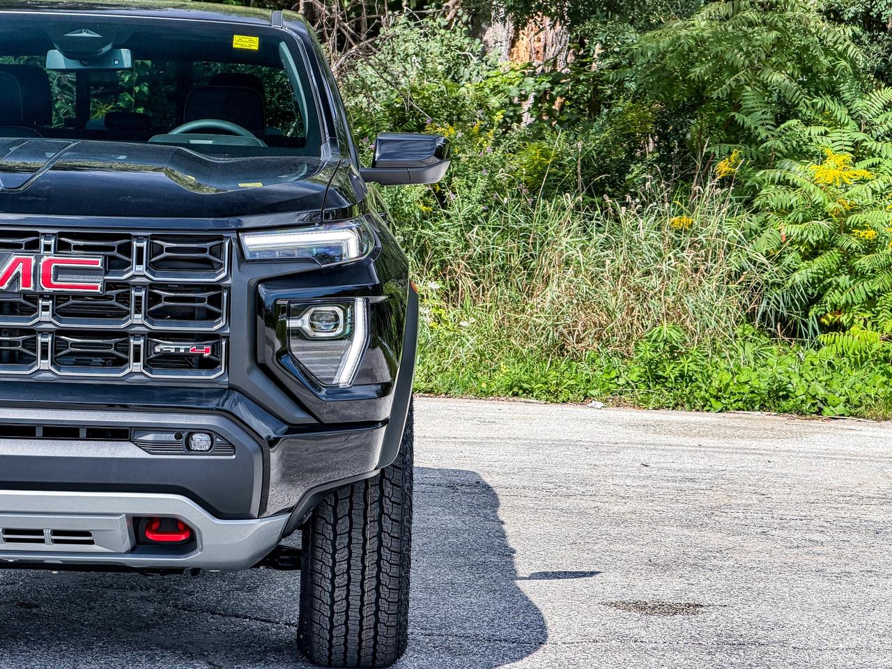 2026 GMC Canyon AT4 Photo