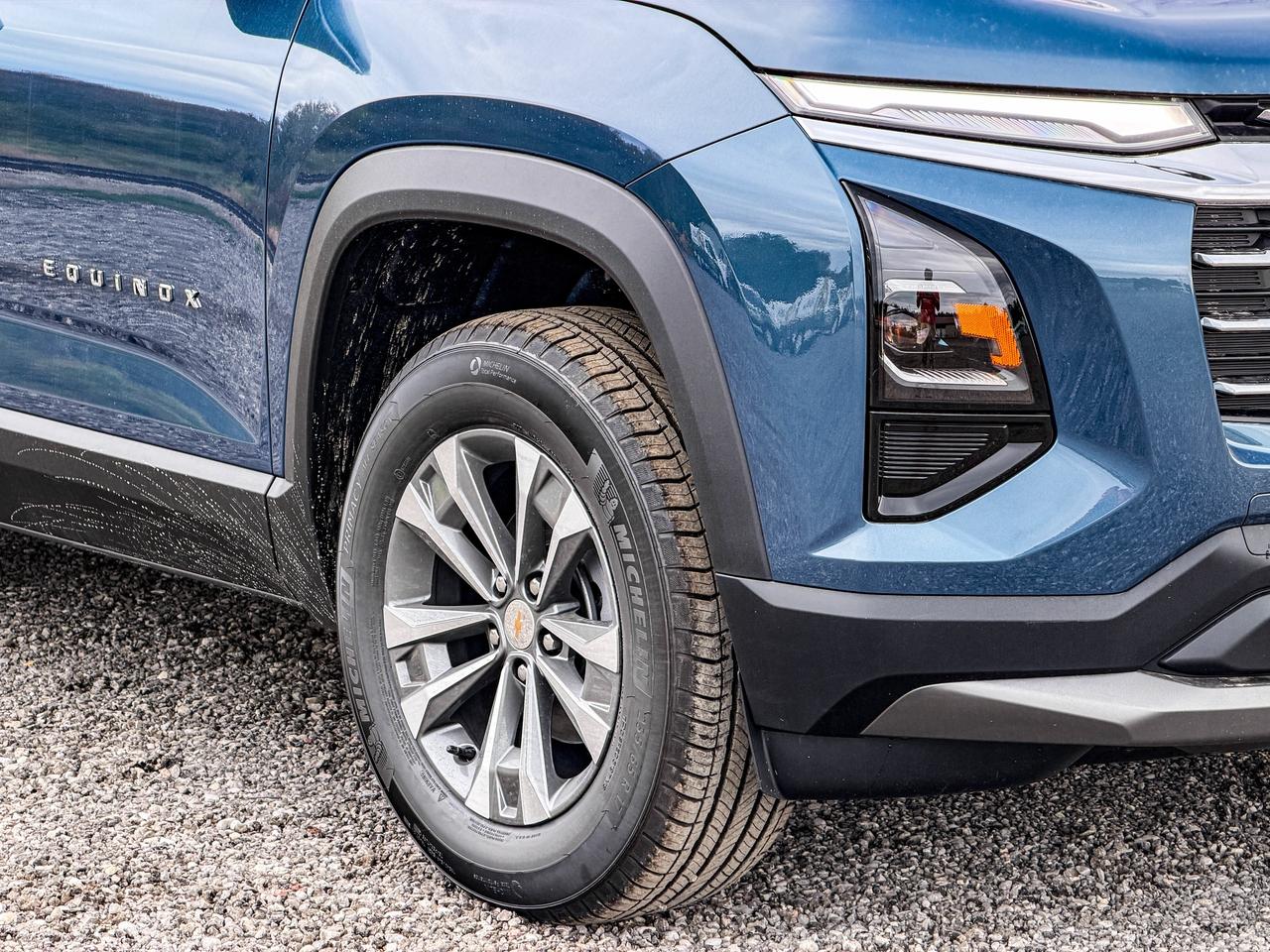 2027 Chevrolet Equinox AWD LT Photo3