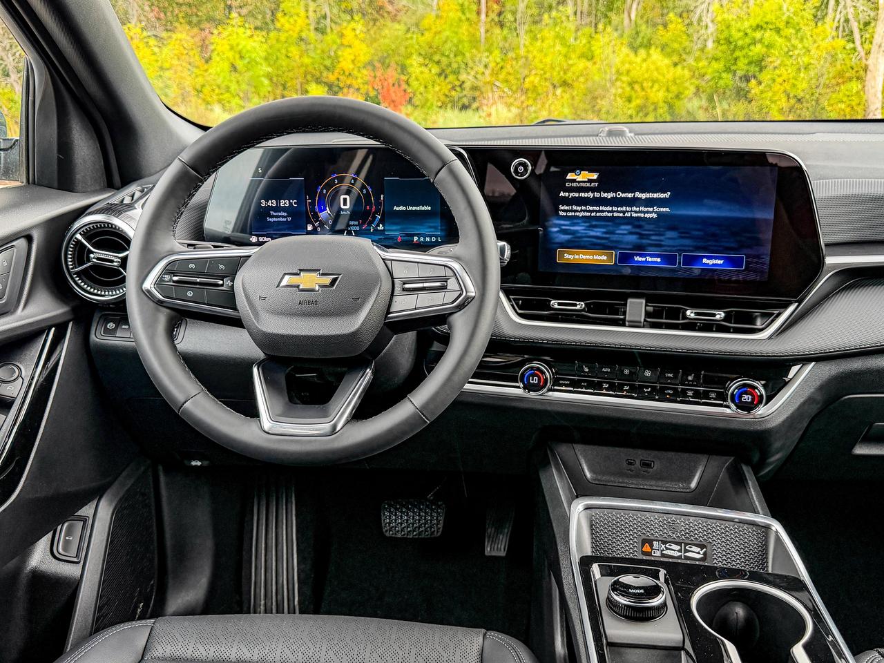 2027 Chevrolet Equinox AWD LT Photo