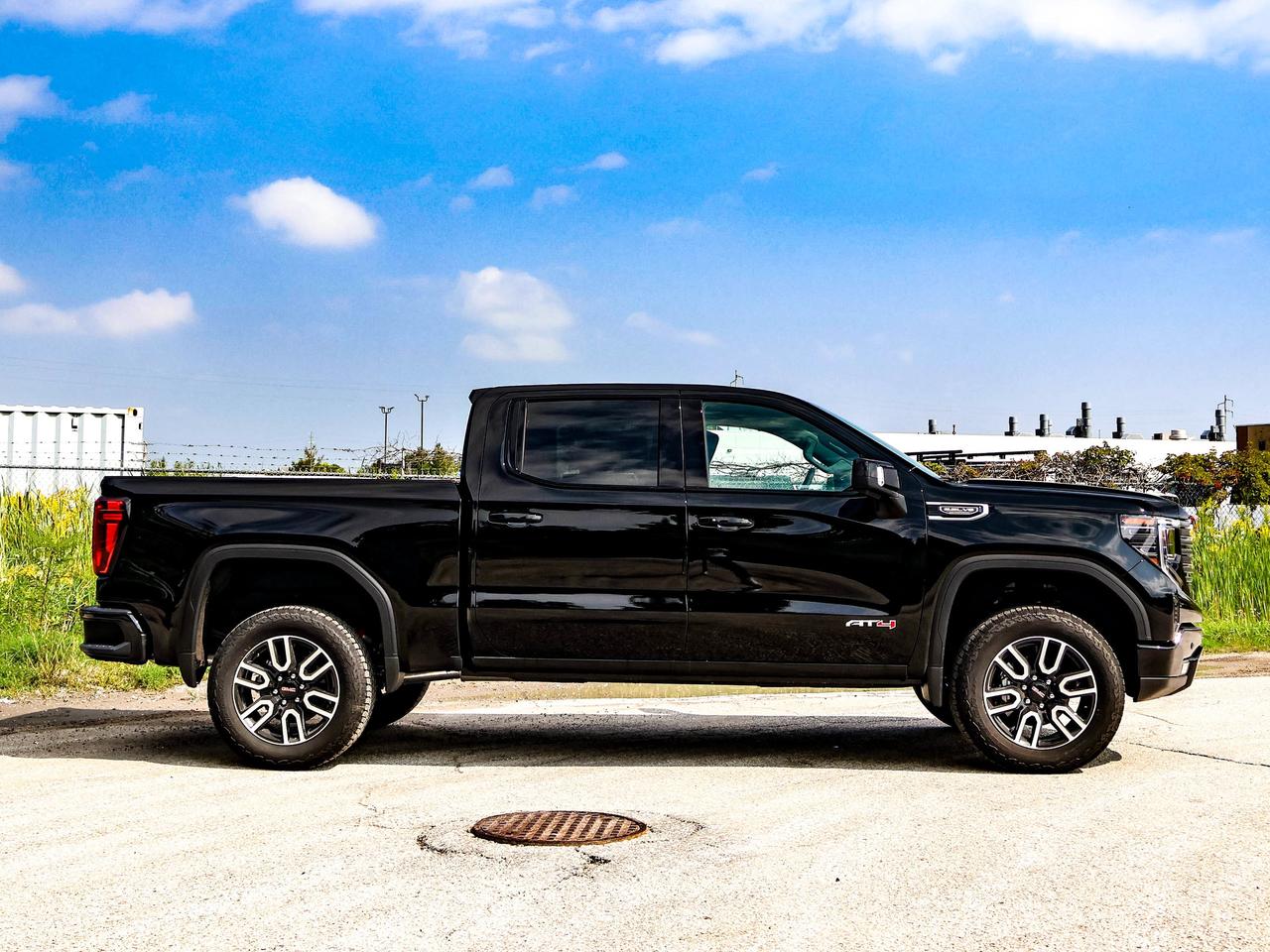 2026 GMC Sierra 1500 AT4 Photo