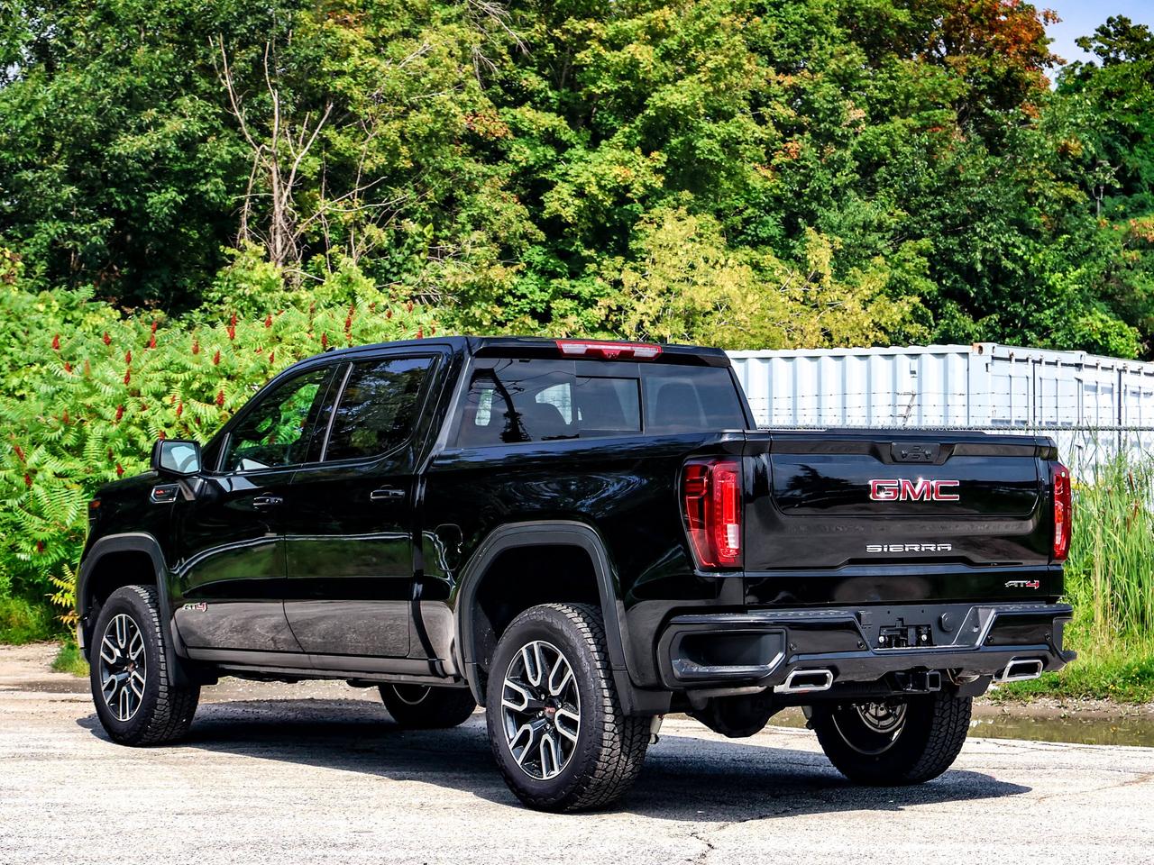 2026 GMC Sierra 1500 AT4 Photo