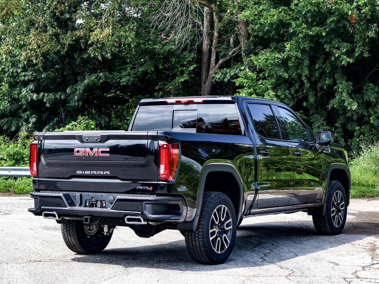 2026 GMC Sierra 1500 AT4 Photo