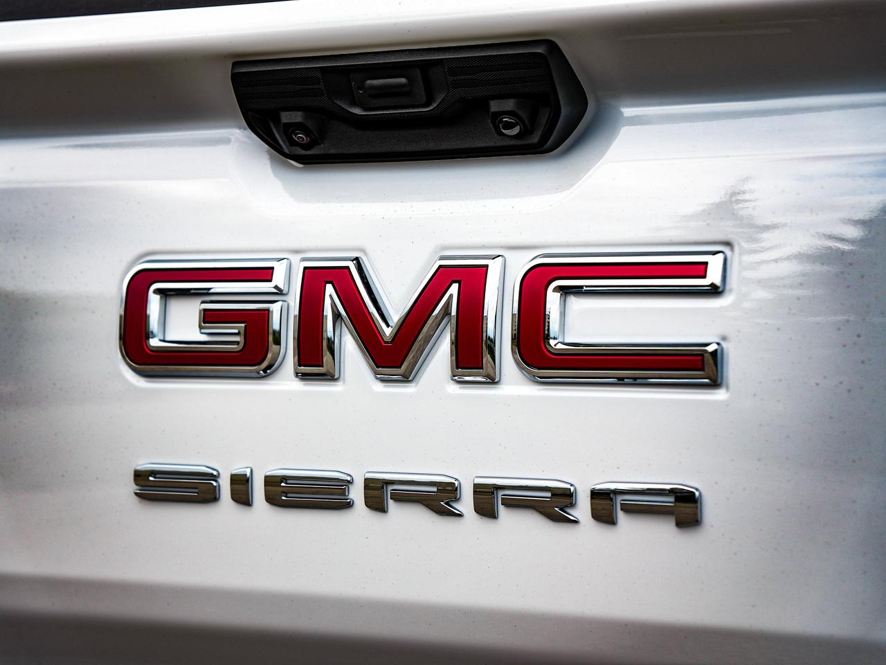 2026 GMC Sierra 1500 PRO Photo