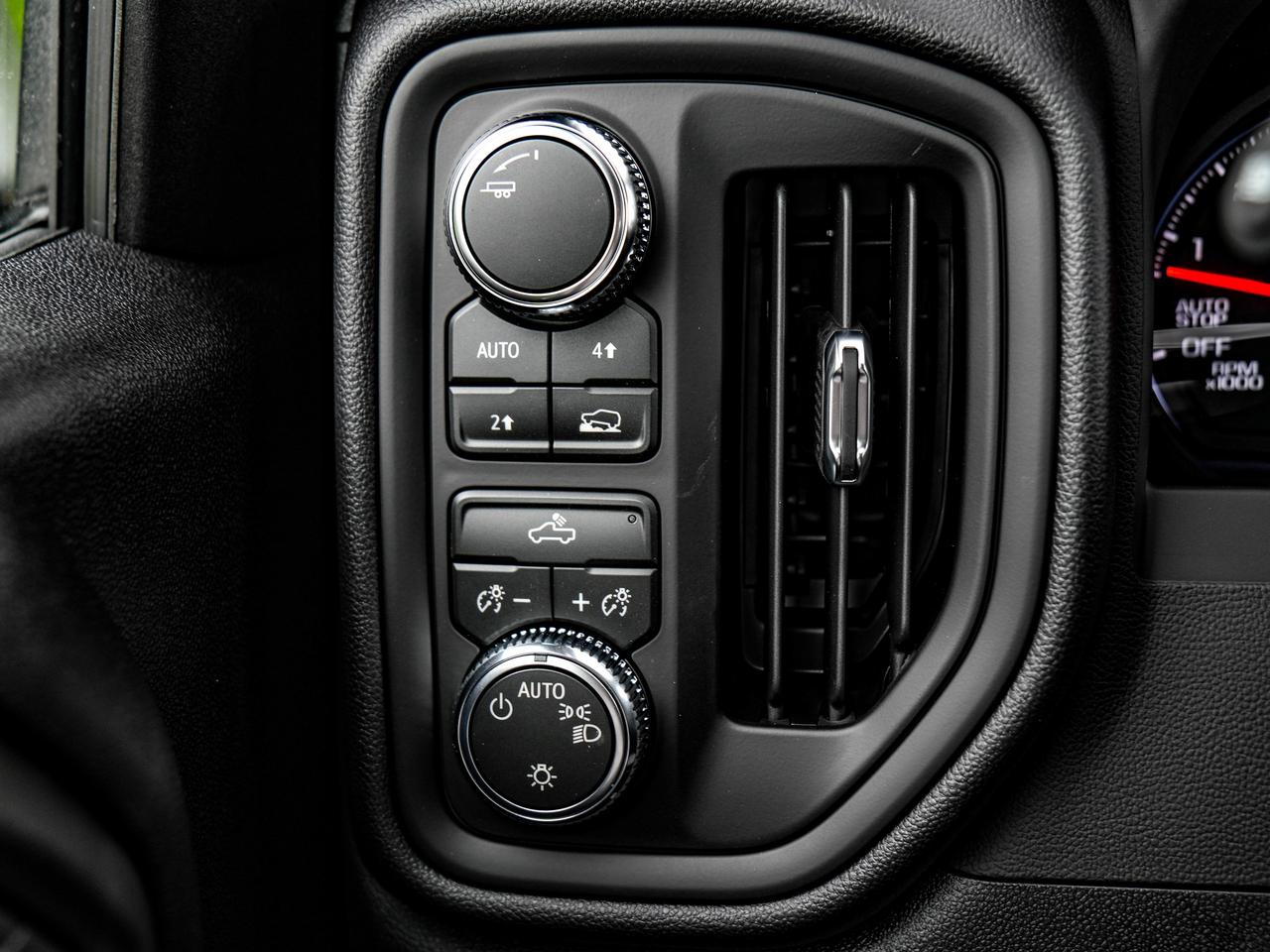 2026 GMC Sierra 1500 PRO Photo