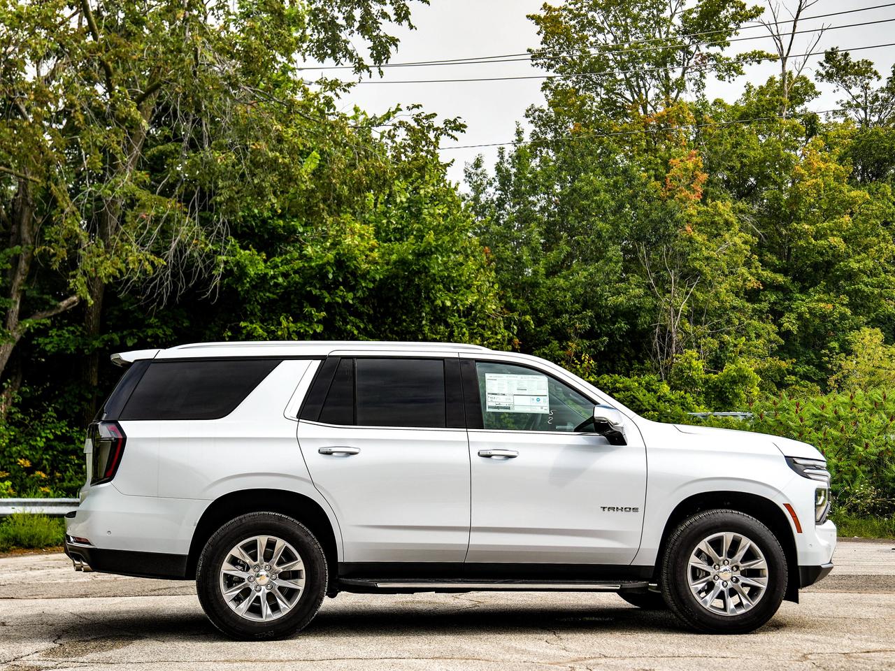 2026 Chevrolet Tahoe Premier Photo2