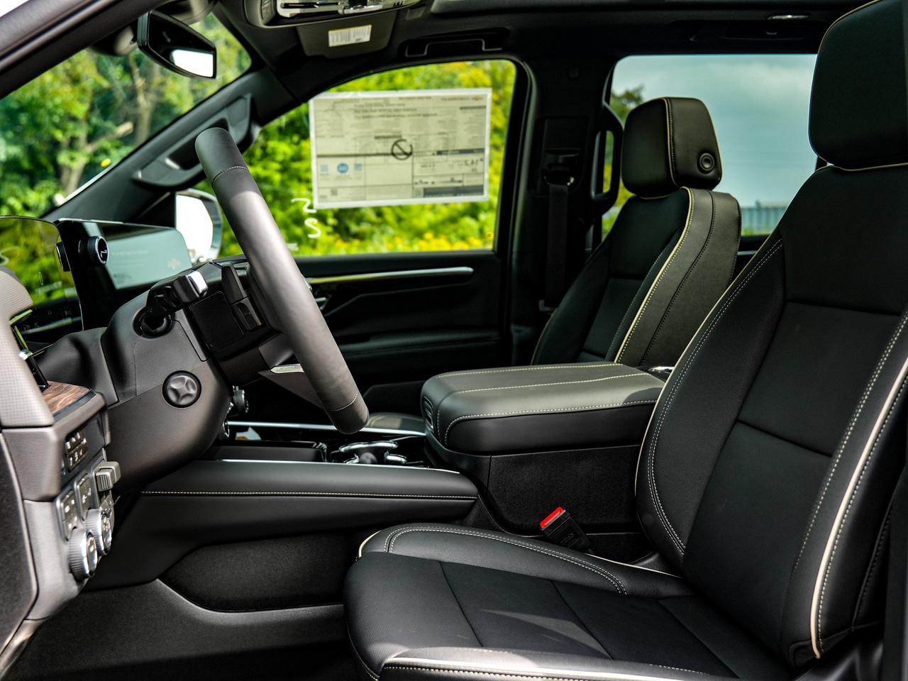 2026 Chevrolet Tahoe Premier Photo