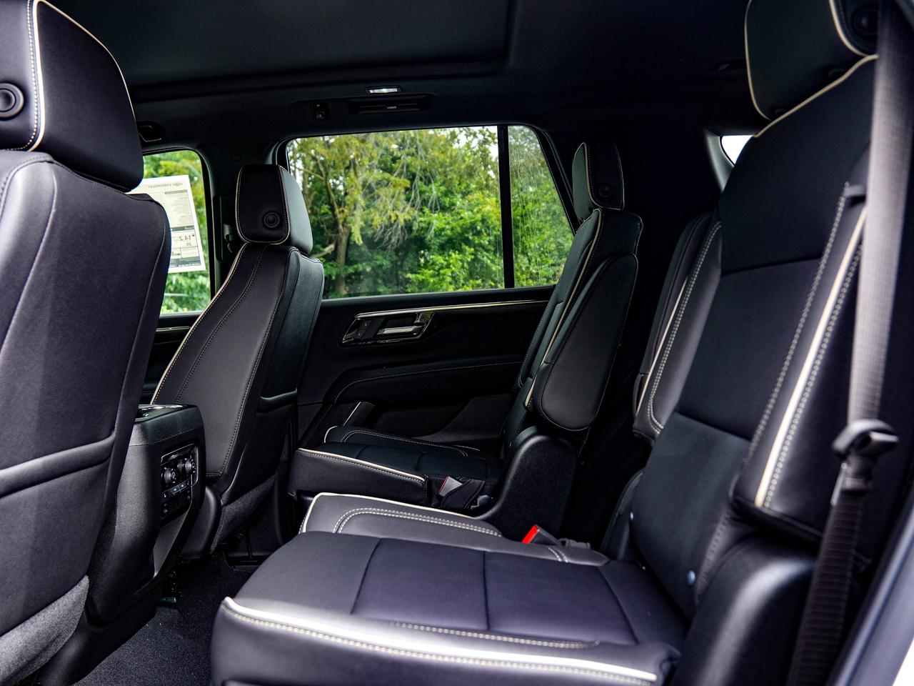 2026 Chevrolet Tahoe Premier Photo