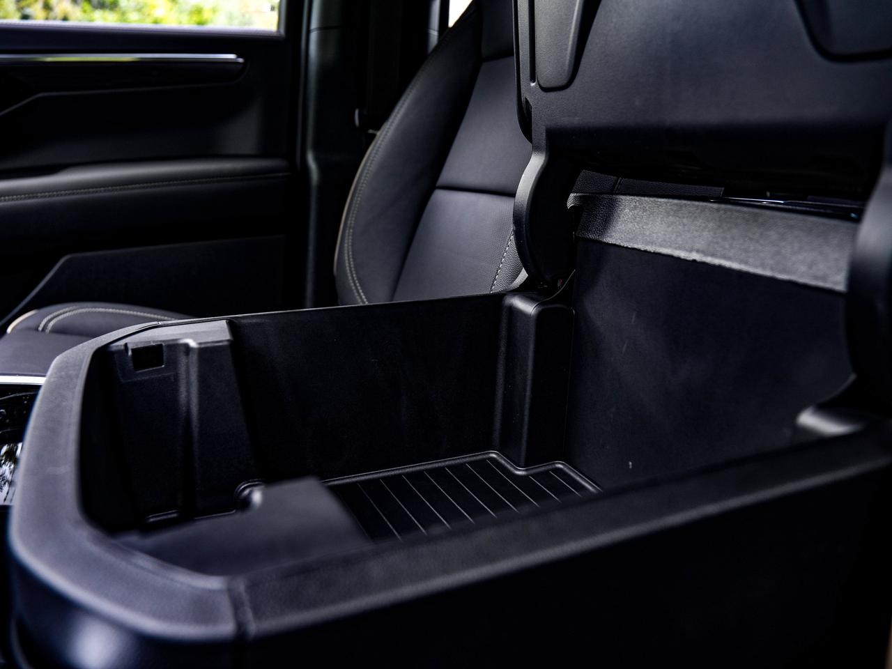 2026 Chevrolet Tahoe Premier Photo