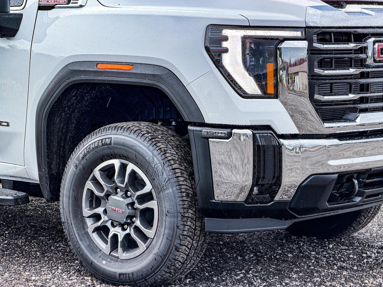 2026 GMC Sierra 3500HD SLE Photo