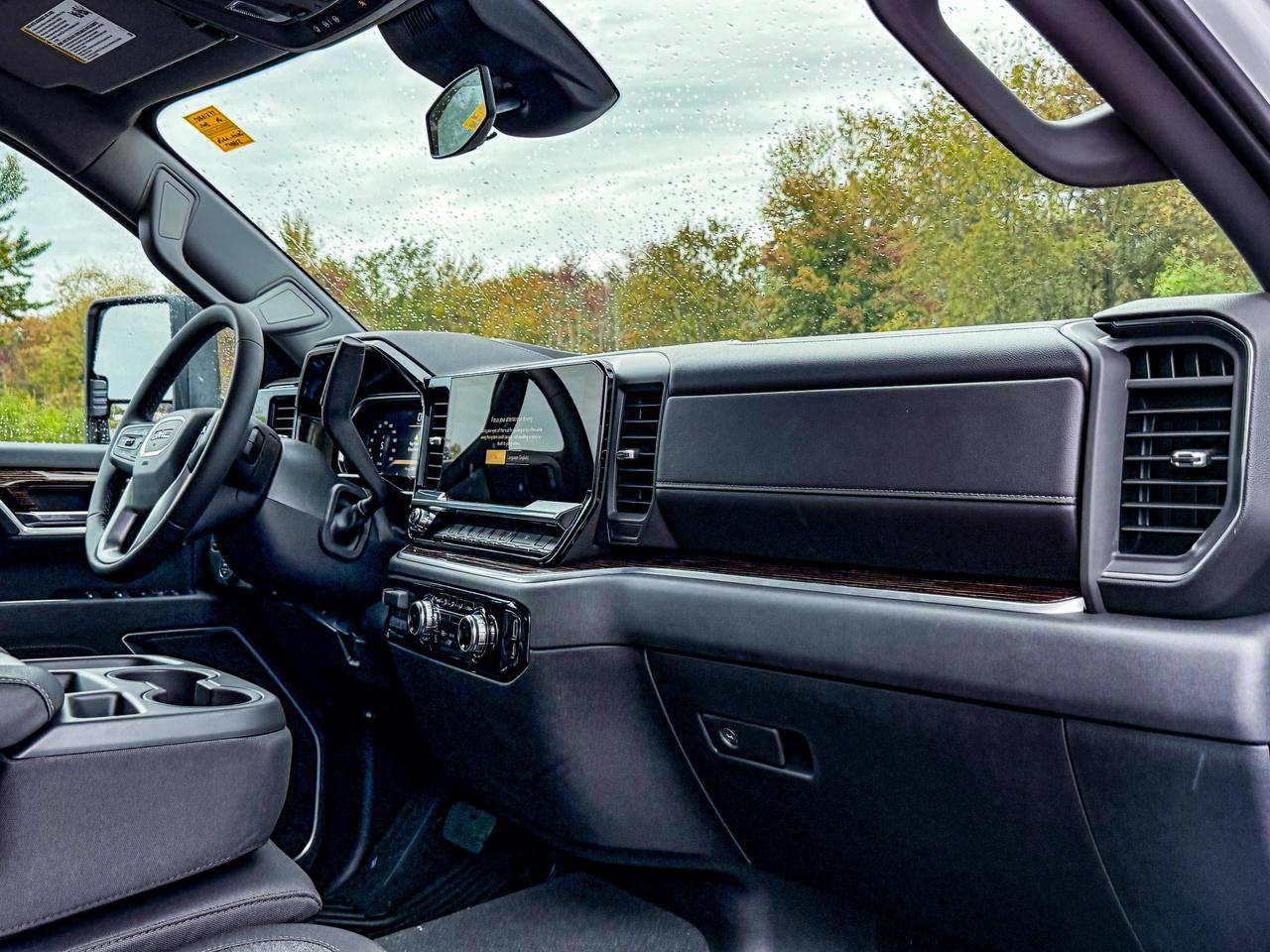 2026 GMC Sierra 3500HD SLE Photo