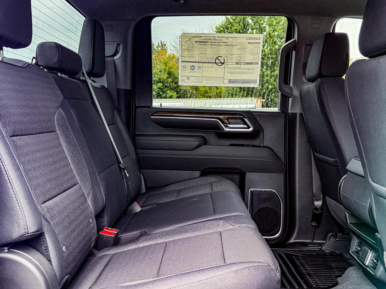 2026 GMC Sierra 3500HD SLE Photo