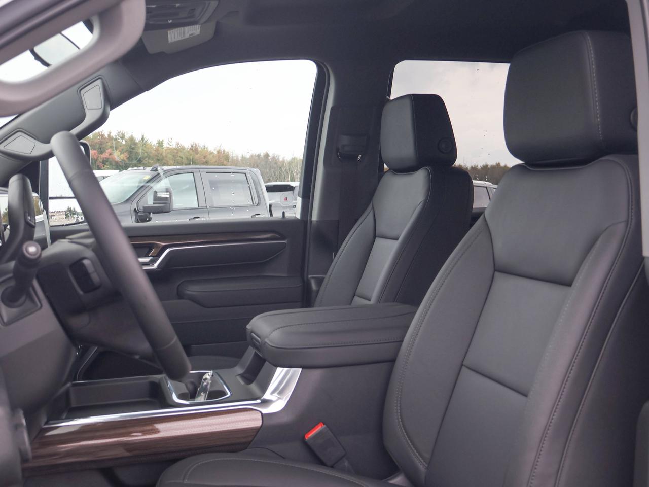 2026 Chevrolet SILVERADO 2500HD LT Photo